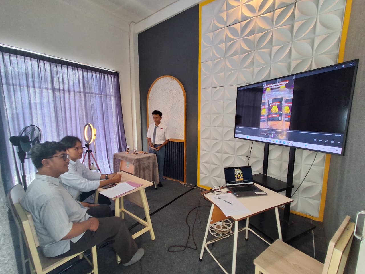 Siap Cetak Desainer Kreatif Berdaya Saing Industri!